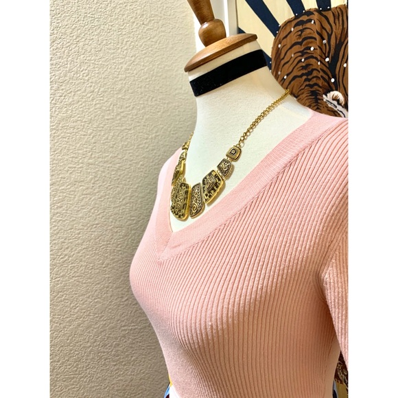 🌈 Stylish leopard deco necklace - Picture 3 of 5